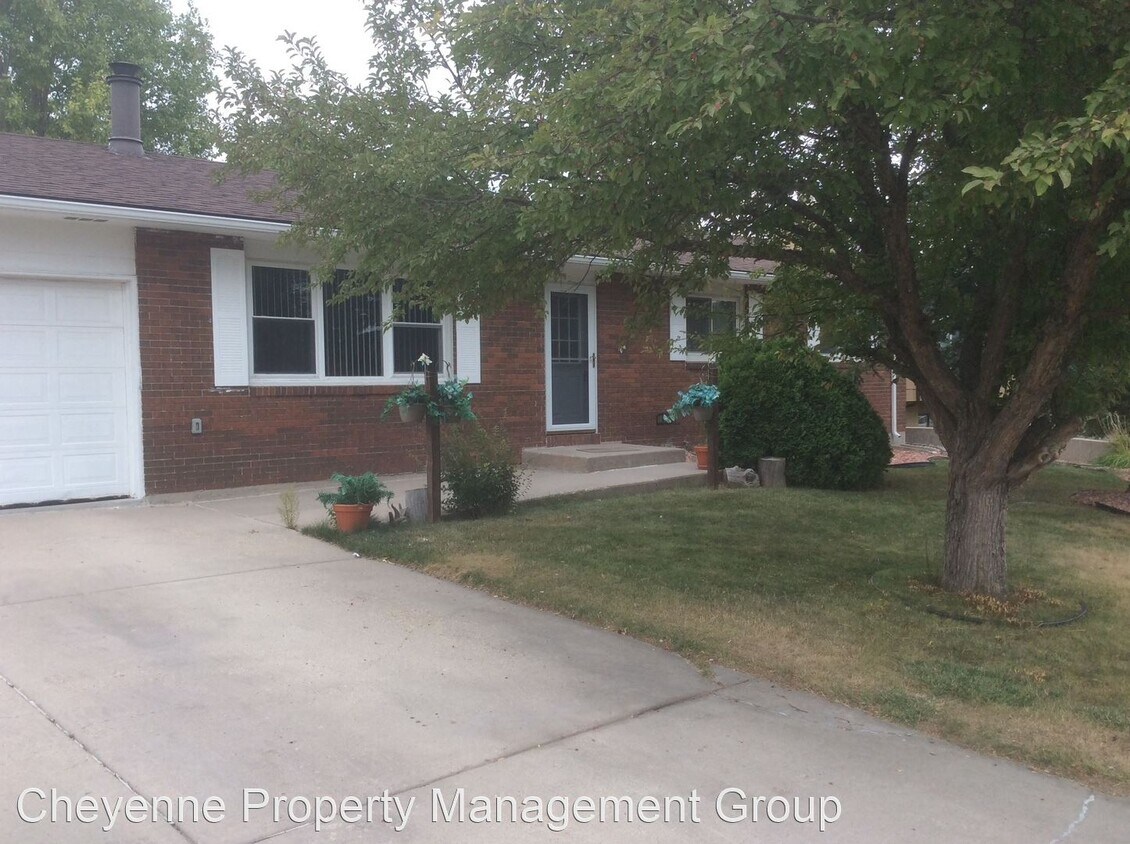 Foto principal - 3 br, 3 bath House - 2316 Pattison Ave