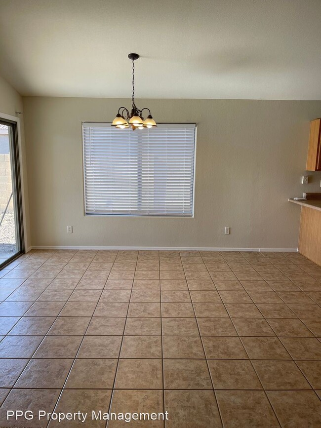 Building Photo - 3 br, 2 bath House - 14936 N 133rd Dr