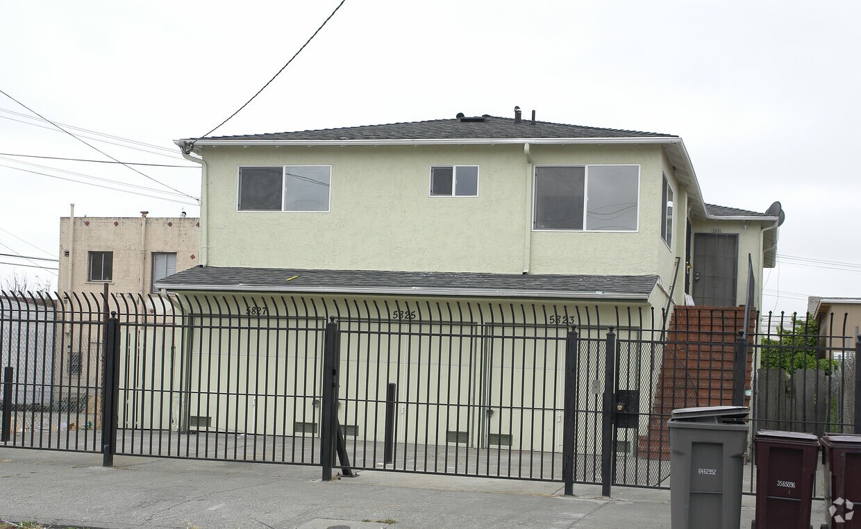 Foto del edificio - 5823-5827 Walnut St