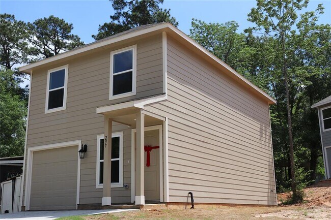 Building Photo - 297 Curry St