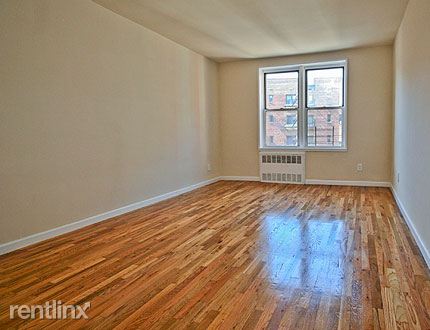 Building Photo - 14140 84th Dr