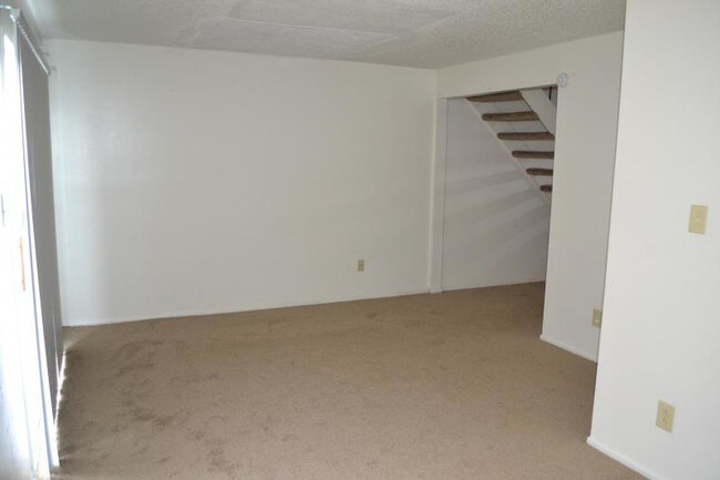 Building Photo - 1508 Garland Way