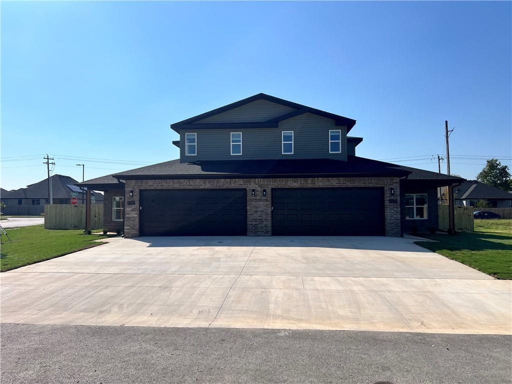 Foto principal - 622 Cosmos St