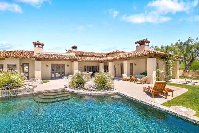 Foto del edificio - 2417 Tuscany Heights Dr