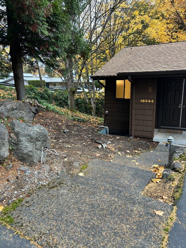 Foto del edificio - 2bd/1.5ba Tukwila Townhome