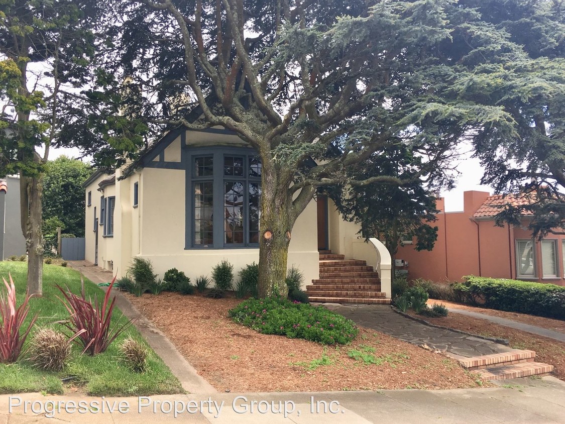 Primary Photo - 3 br, 2 bath House - 310 Colon Avenue