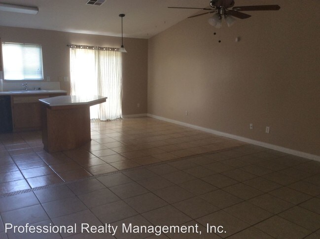 Foto del edificio - 3 br, 2 bath House - 6825 HIGH PEAKS DR.