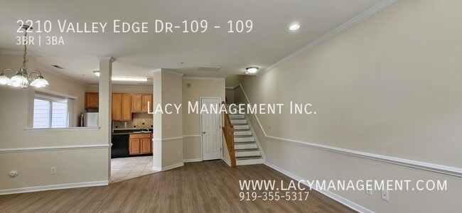 Building Photo - 2210 Valley Edge Dr