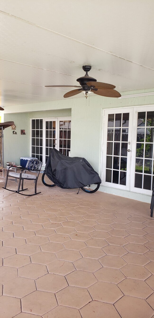 Foto del edificio - 14151 SW 147th Ct