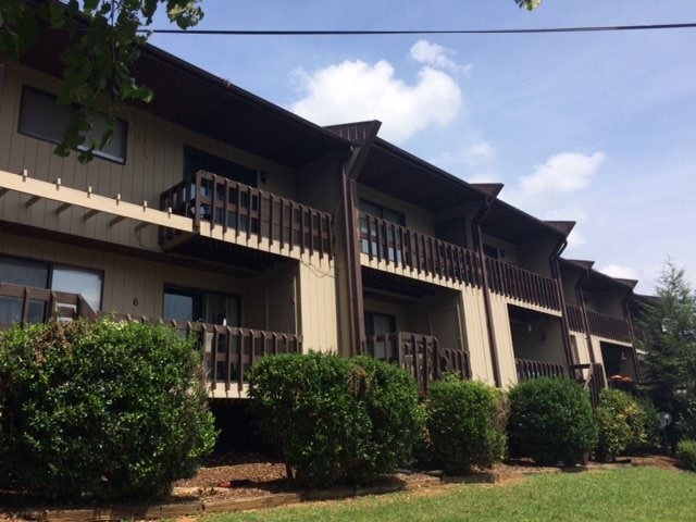 Foto del edificio - 149 E Highland Rd