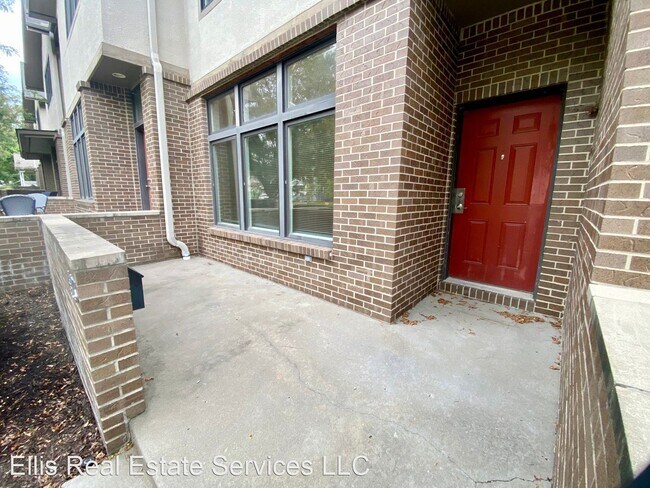 Foto del edificio - 2 br, 2.5 bath House - 4459 RAINBOW BLVD.