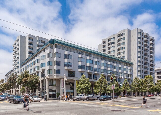 Foto del edificio - 601 Van Ness Ave