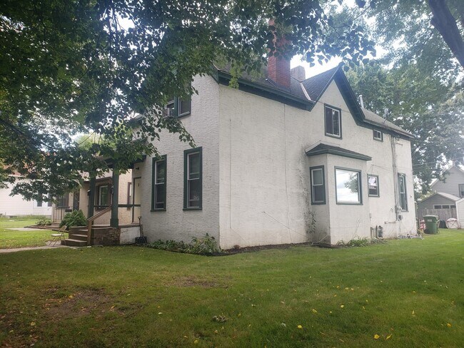 Foto del edificio - 660 5th St E