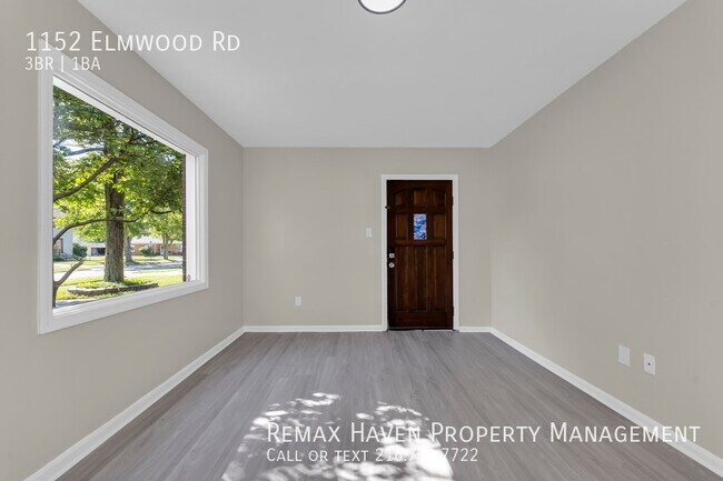 Foto del edificio - 1152 Elmwood Rd