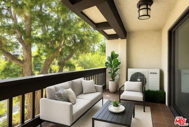 Foto del edificio - 9061 Keith Ave