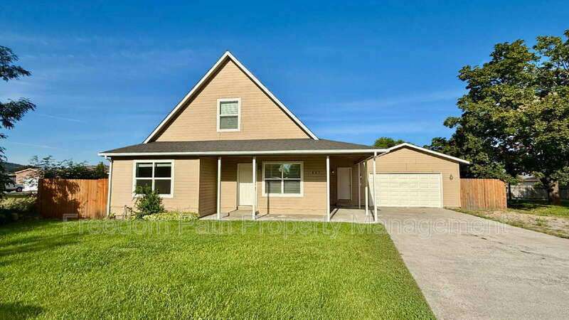 Primary Photo - 465 N Elm Rd