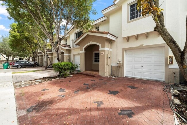 Foto del edificio - 14116 SW 260th St