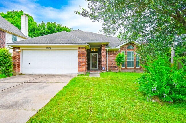 Foto del edificio - 16302 Ash Point Ln