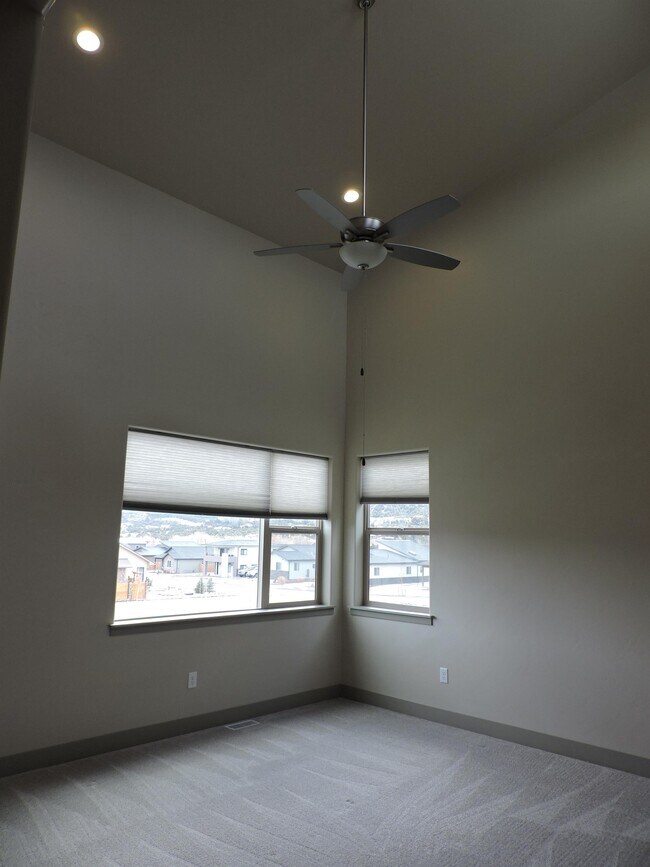 Building Photo - 1119 Foose - 1