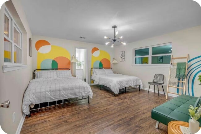 Building Photo - 8411 Garden Parks Dr