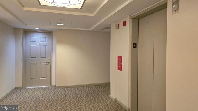 Foto del edificio - 880 N Pollard St