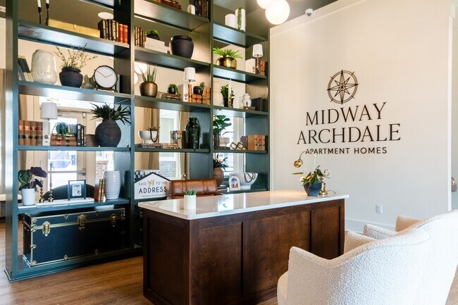 Foto del edificio - Midway at Archdale