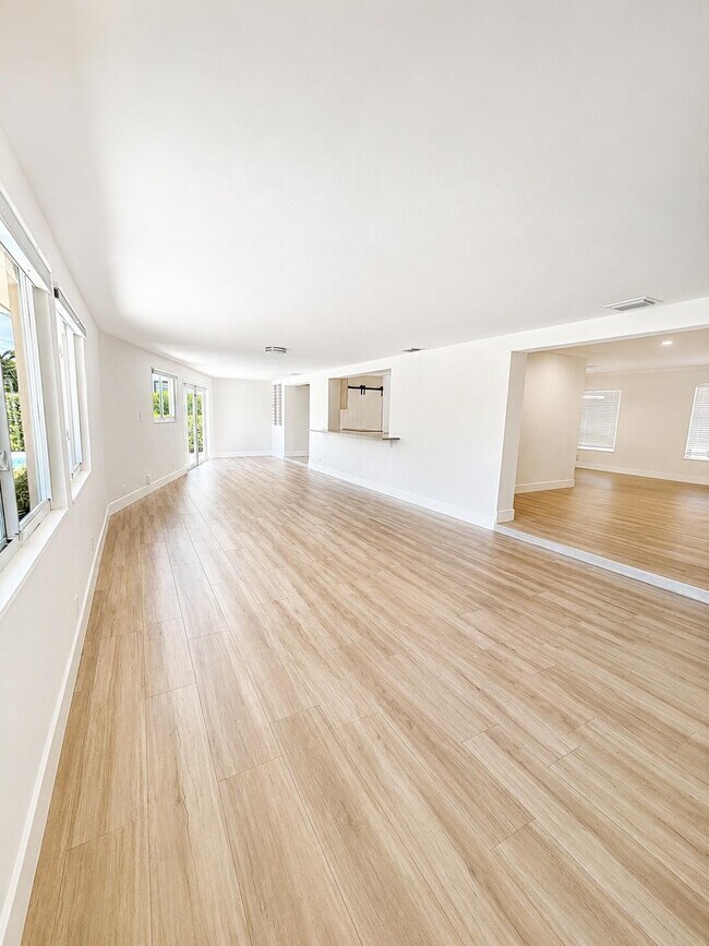 Foto del edificio - 2910 NE 39th Ct