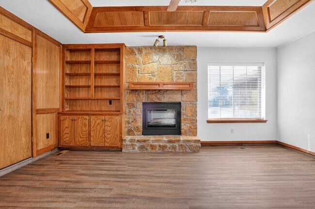 Foto del edificio - 18504 Laurel Oak Dr