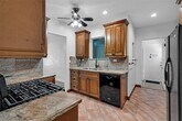 Primary Photo - 1024 Tyler St