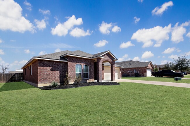 Foto del edificio - 9300 Cricket Dr