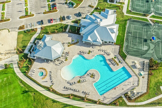 Building Photo - Heritage Landing