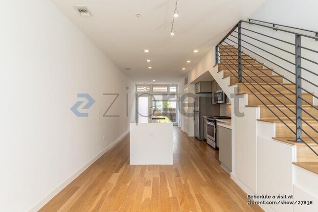 Foto del edificio - 2002 E 7th St