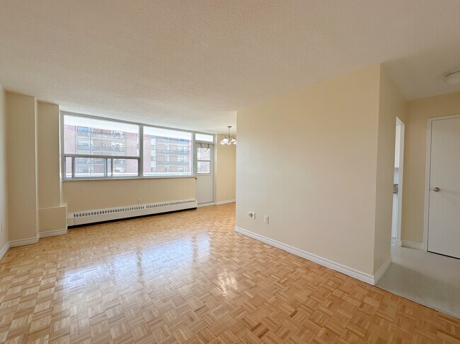Photo du bâtiment - Westdale Apartments