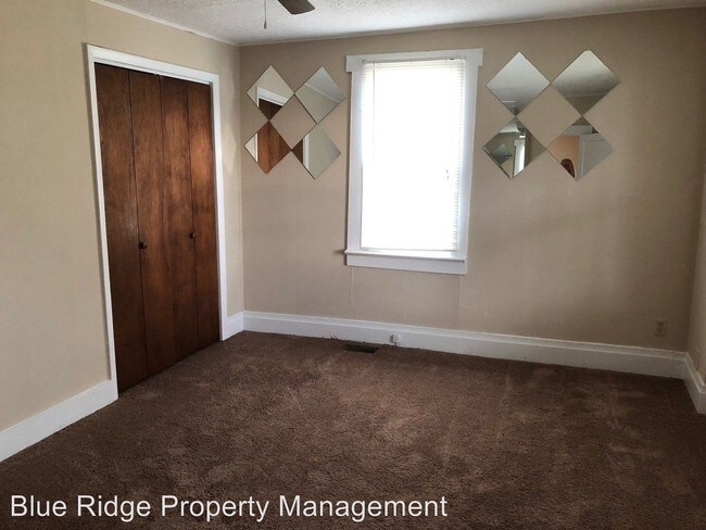 Foto del edificio - 2 br, 1 bath House - 1020 Fairview Avenue