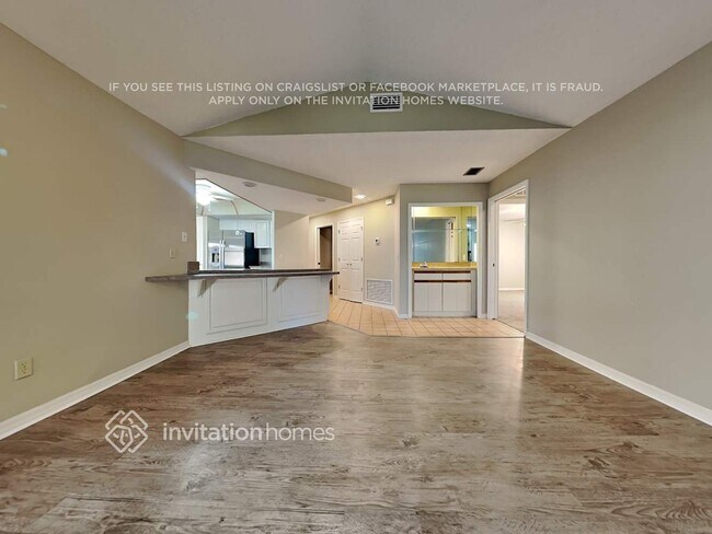 Foto del edificio - 9305 Pebble Creek Dr