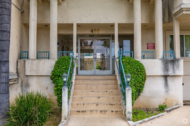 Entrance - 400 W California Ave