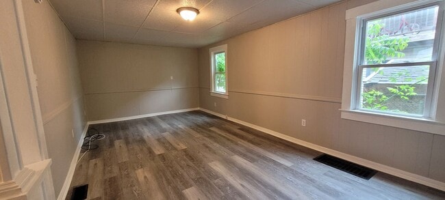 Foto del edificio - 3 bedroom 1 bathroom home in Brownstown/Leola