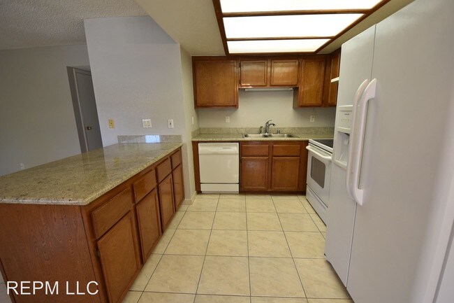 Foto del edificio - 2704 Beaver Creek Ct
