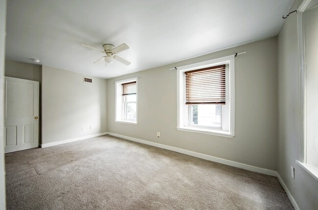 Foto del edificio - 112 Dawson St