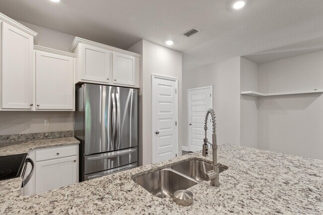 Foto del edificio - 22 Sandhill Pines Dr