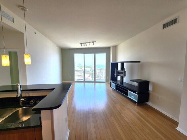 Foto del edificio - 1551 N Flagler Dr