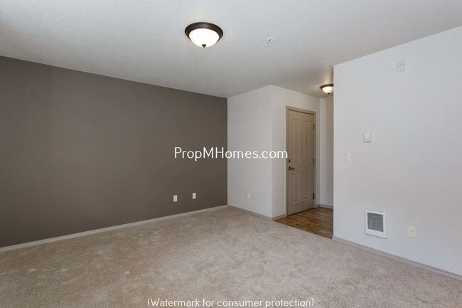 Foto del edificio - 18996 SW Johnson St