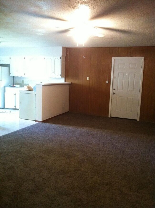 Foto del edificio - 3 Bedroom House in Carrollton, TX