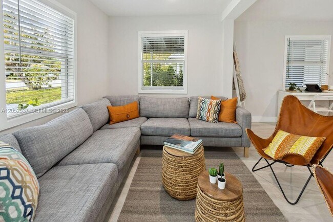Foto del edificio - 1230 NW 7th Ave