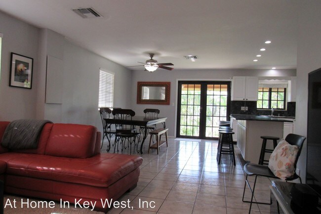 Building Photo - 4 br, 2 bath House - 202 Avenue G