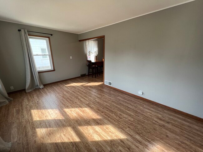 Foto del edificio - 316 5th St SW