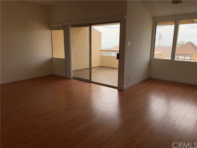 Foto del edificio - 930 Glenneyre St
