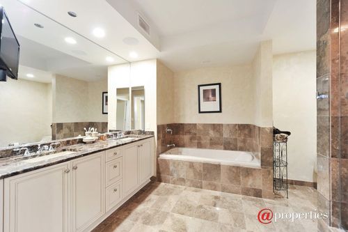 Foto del edificio - 61 E Monroe St