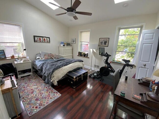 Foto del edificio - 3714 Butler St