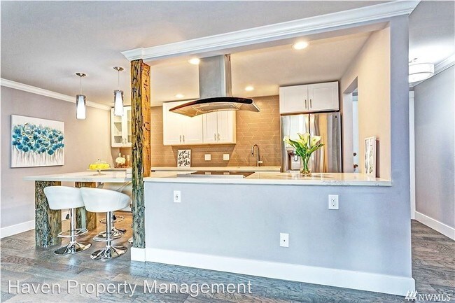Foto del edificio - 1 br, 1 bath House - 11008 NE 68th St #717